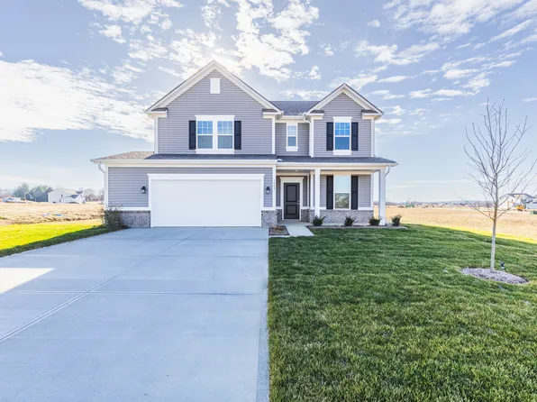 1043 E Valley Oak Ct, Mooresville, IN 46158