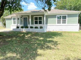 1303 Locust St, Perry, OK 73077