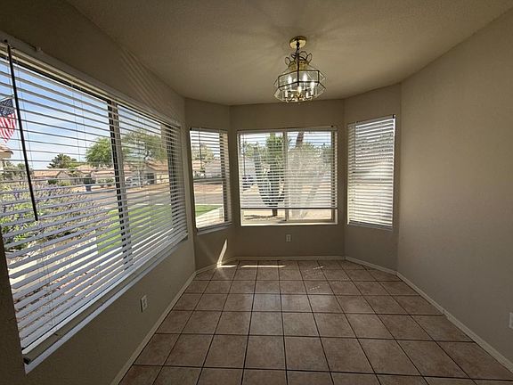 5th image of 1720 E Countrywalk Ln