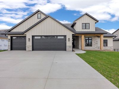 419 Whitetail Ln, Tiffin, IA, 52340
