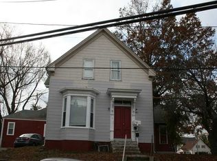 6 Glen Rd, Cranston, RI 02920