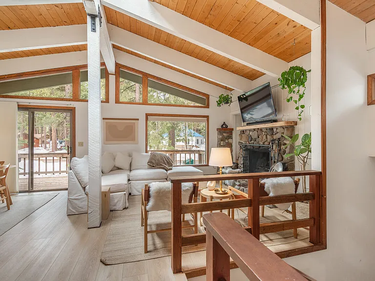 4516 Piney Wood Rd — Photo 3