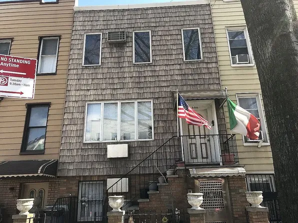 396 Graham Ave, Brooklyn, NY 11211