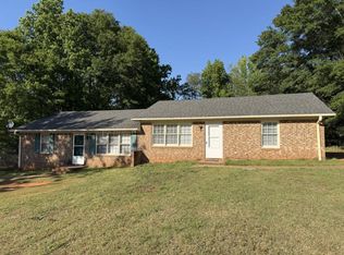 14 Wedgefield Dr, Boiling Springs, SC 29316