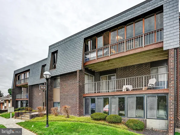 23 Stonehenge Cir APT 12, Baltimore, MD 21208
