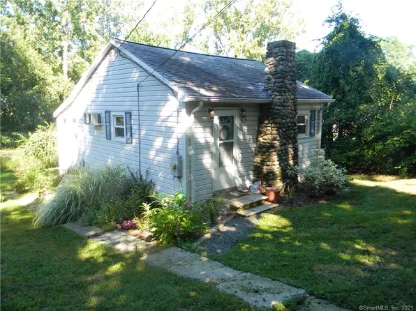 197 E Quasset Rd, Woodstock, CT 06281