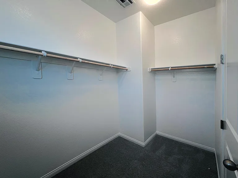 10085 Haven St — Photo 10