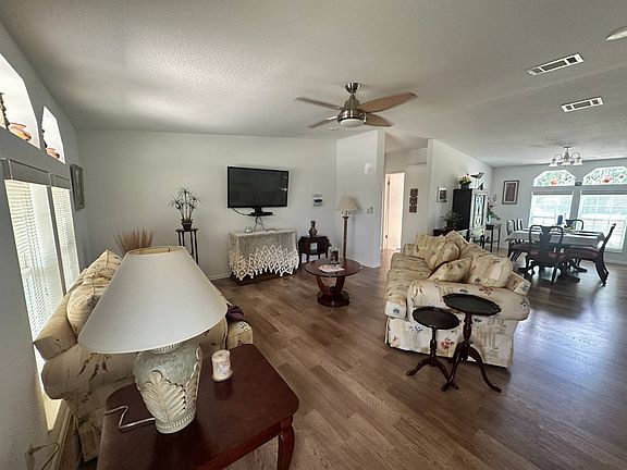 3rd image of 1682 Glen Abby Ln #715