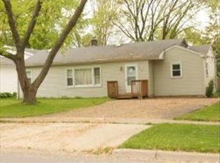 1619 Meadow Ln, McHenry, IL 60050