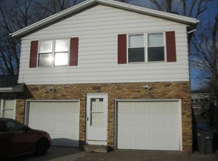 3414 Devils Glen Ct, Bettendorf, IA 52722