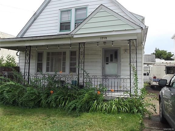 3rd image of 1719 Walnut Ave