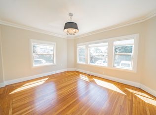 4188 Park Blvd APT 4, Oakland, CA