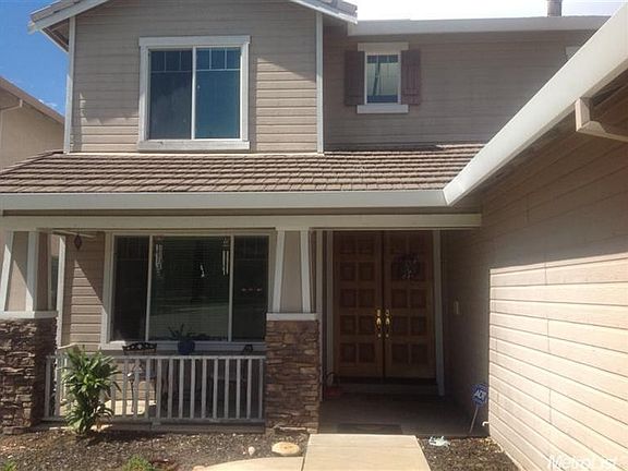 2nd image of 861 Hagen Ct