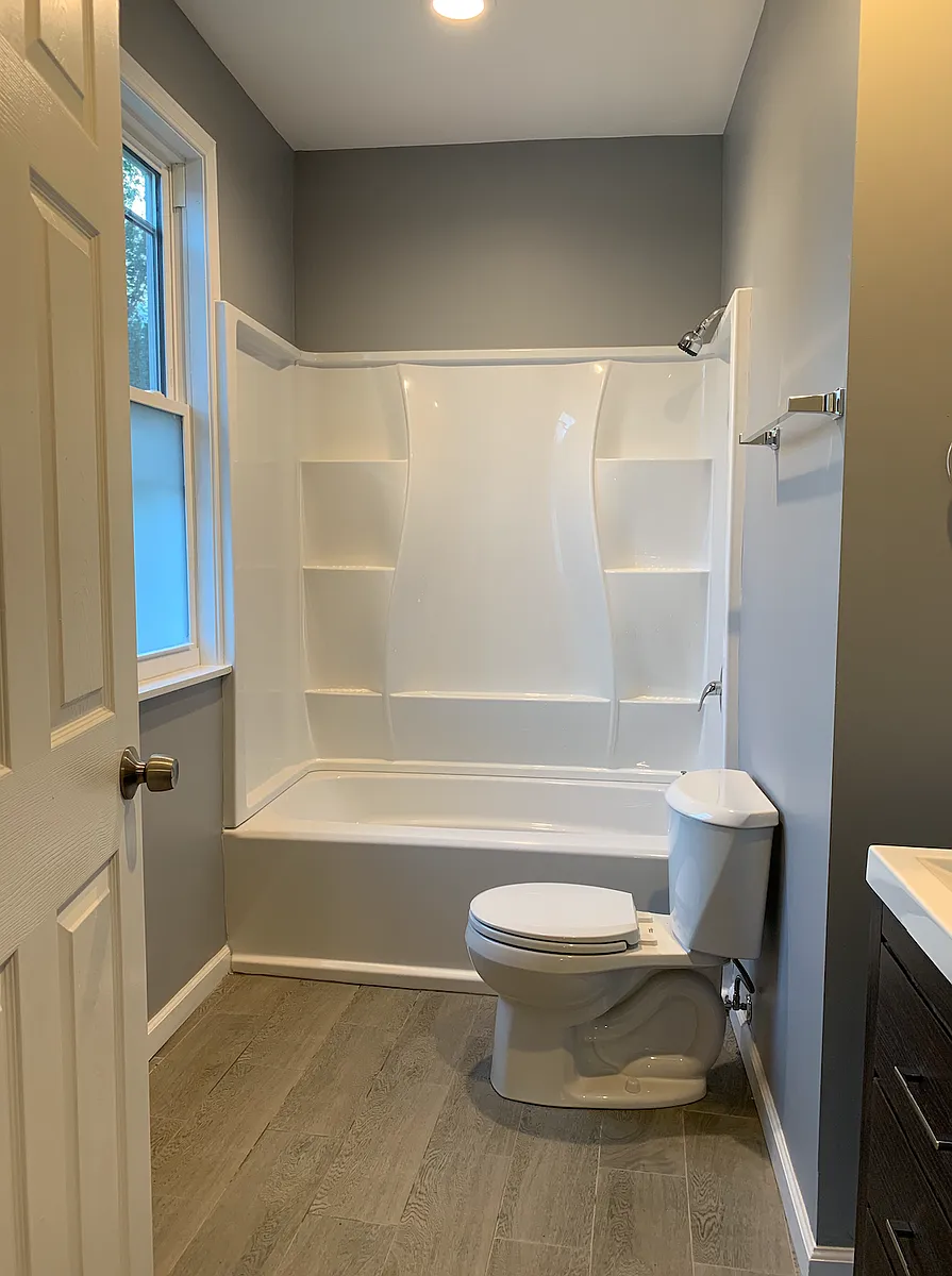 Building Photo - 335 N Aiken Ave #2