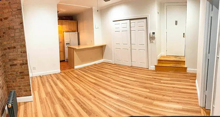 Rented by Century 21 Premier  | media 21