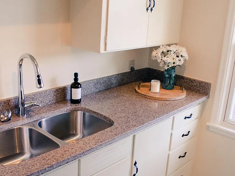 Ample Cabinet Space