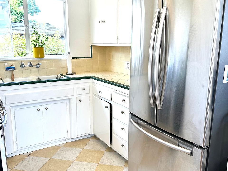 Stainless steel refrigerator