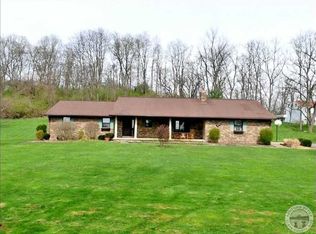 3325 Baker Rd, Springfield, OH 45504