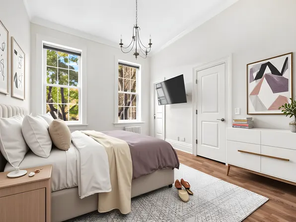 306 Bleecker Street image 3 of 8