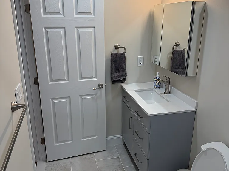 5412 Leeway Ct #B — Photo 11