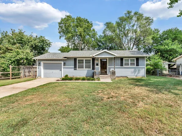 406 S Mary Etta St, Derby, KS 67037
