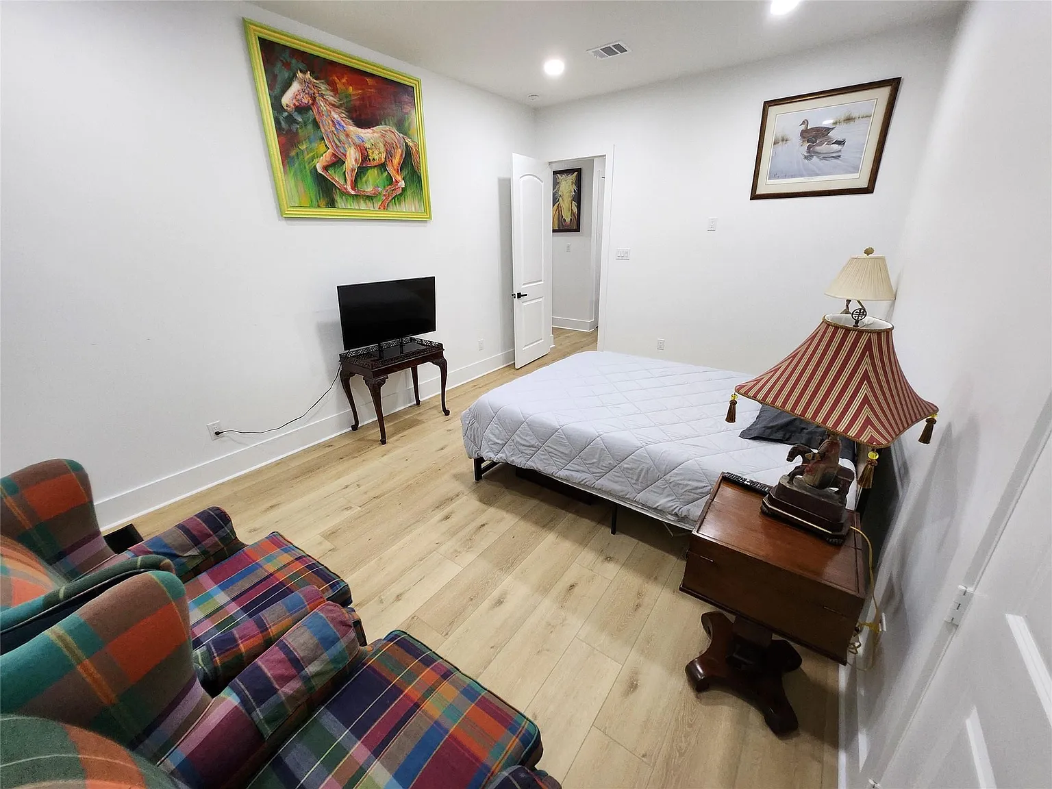 2 bed, 2.0 bath, 1230 sqft, $2,200 — Photo 4