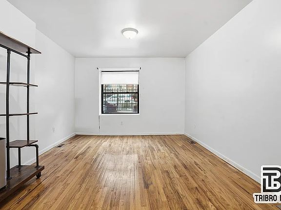 3rd image of 131 W 130th St #1C