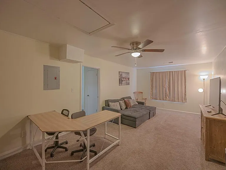 5393 Kirk Dr — Photo 15
