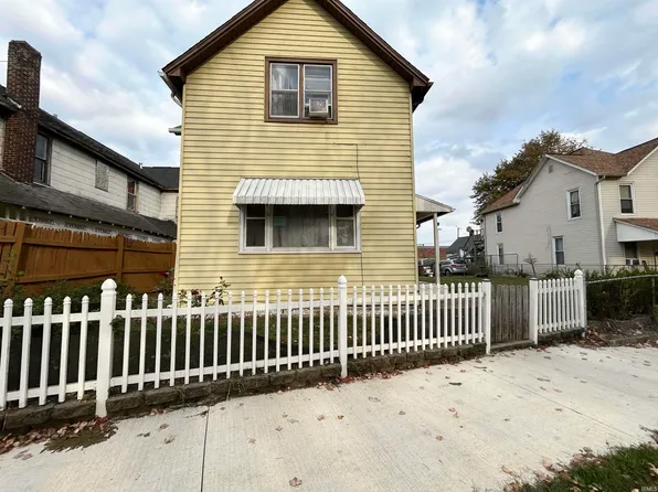20 Wheatland Ave, Logansport, IN 46947
