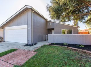 8539 Kelton Dr, Gilroy, CA 95020