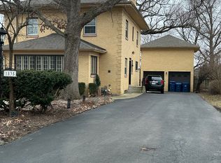 1835 S 4th Pl #2, Saint Charles, IL 60174