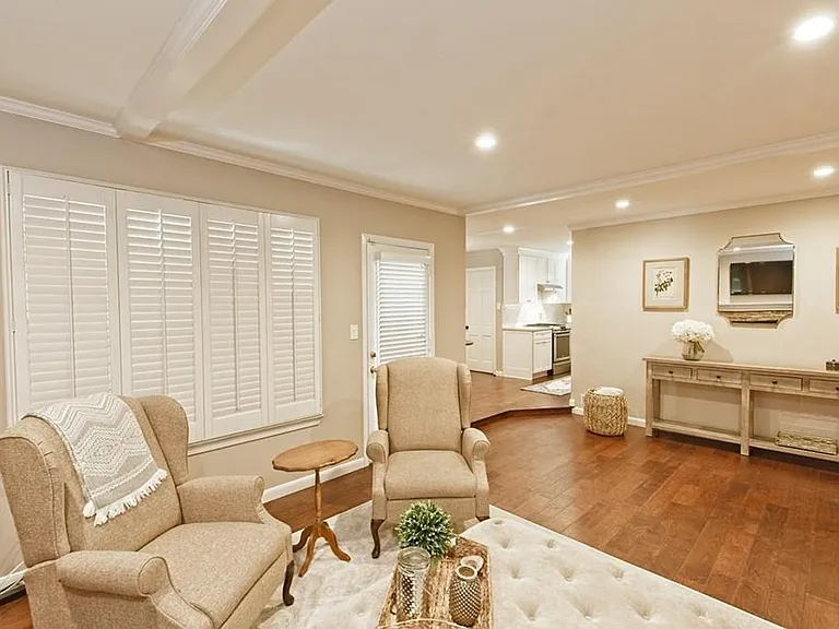 1307 Glen Cove Dr — Photo 14