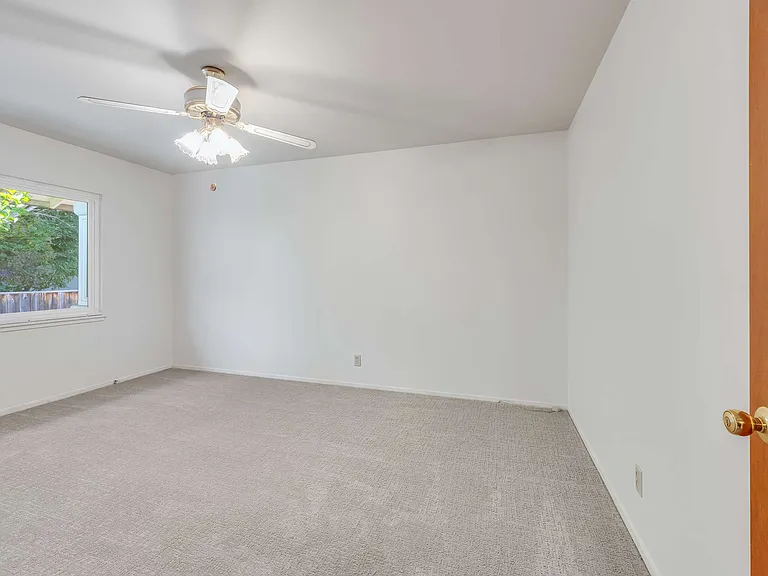 250 Begier Ave #250 — Photo 16