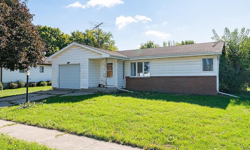 807 Caldwell St, Aplington, IA 50604 MLS 20234435 Zillow