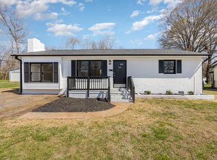 113 Gaddis Dr, Mount Holly, NC 28120