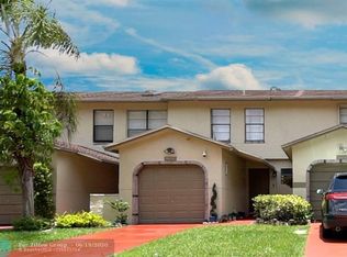 8957 SW 21st Ct APT C, Boca Raton, FL 33433