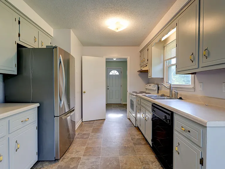 204 Bob White Dr — Photo 18