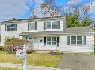 3 Cherrytree Cir, Howell, NJ 07731