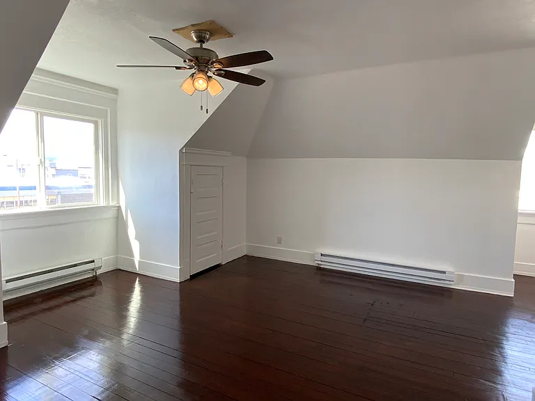 3111 Hoyt Ave #3 — Photo 9