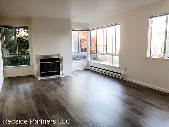 4th image of 4301 Woodland Park Ave N APT 201