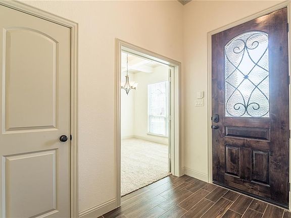 2nd image of 1007 Olivia Dr
