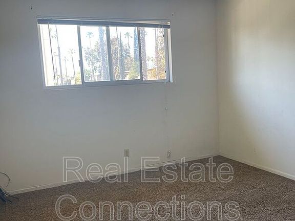 5th image of 768 Sharmon Palms Ln