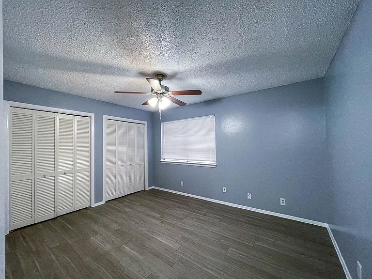 8907 Parkfield Dr — Photo 21