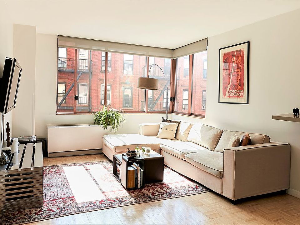 1st image of 350 W 50th St APT 4F