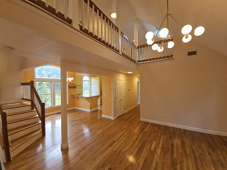 202 Falls Blvd — Photo 25