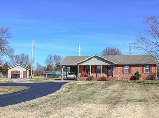 5400 Cumbee Rd, Hopkinsville, KY 42240