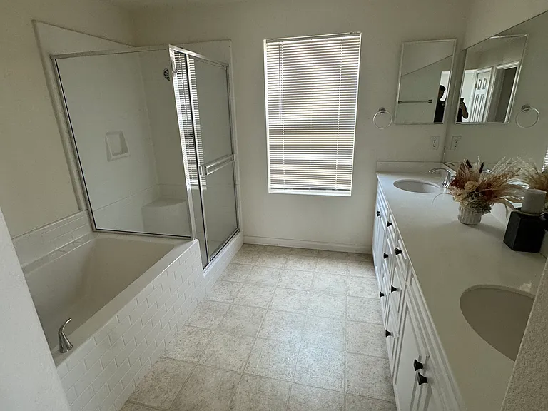 4744 S Bresse Paseo — Photo 16