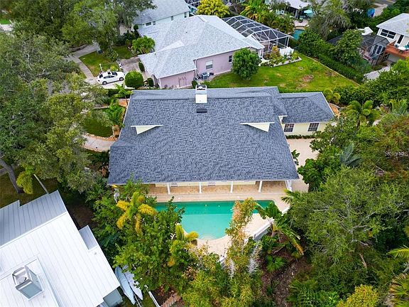 3rd image of 266 FLORIDA BOULEVARD