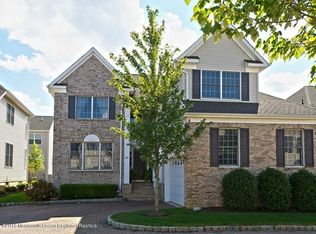 61 Teagan Ct, Atlantic Highlands, NJ 07716