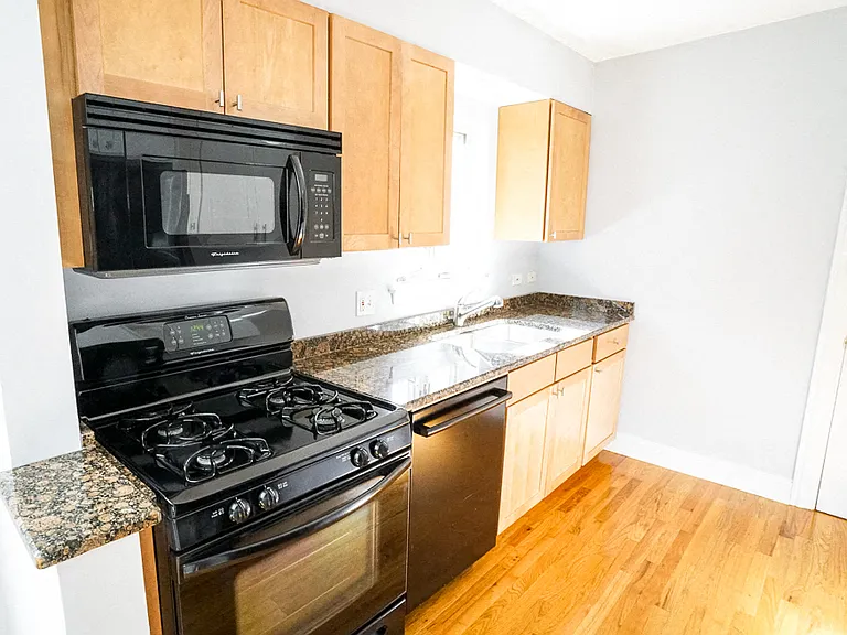 4889-91 N. Ashland Ave. — Photo 12